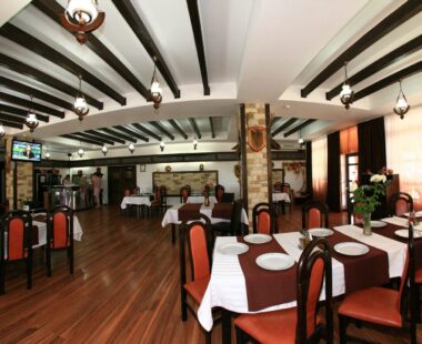 Restaurant Laguna Albastră